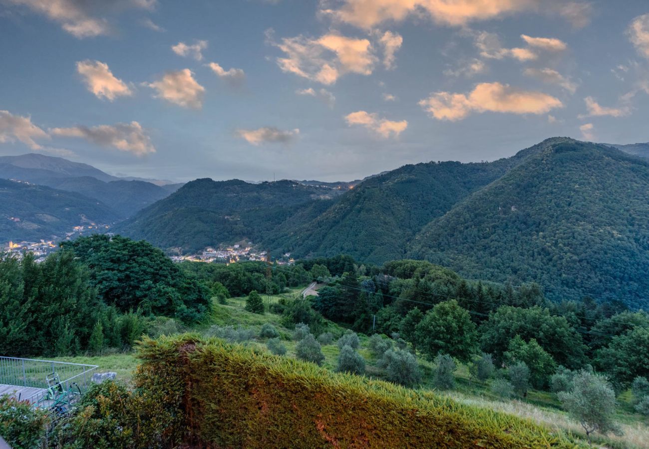 Villa in Borgo a Mozzano - Gran Burrone Castle, a Luxury Castle with Pool in Borgo a Mozzano close to Lucca and Garfagnana