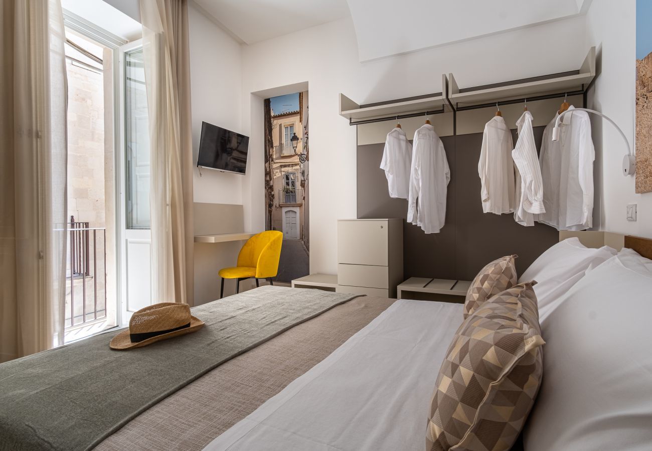 Apartment in Syracuse - Palazzo Amalfitania apt 1 By dimore in Sicily