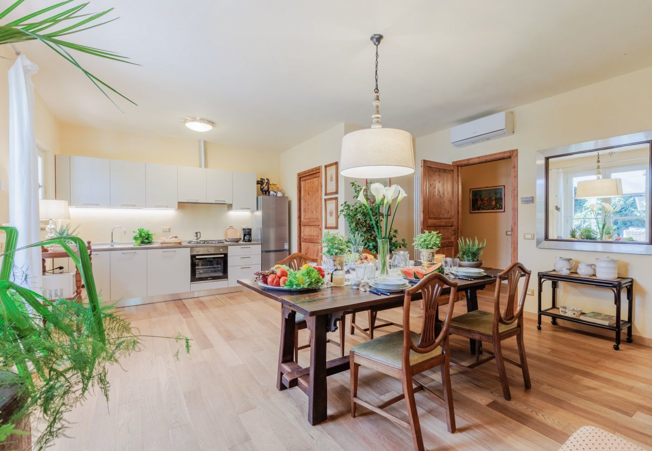 Villa in Lucca - Bassotta Cottage, a Charming Fairytale