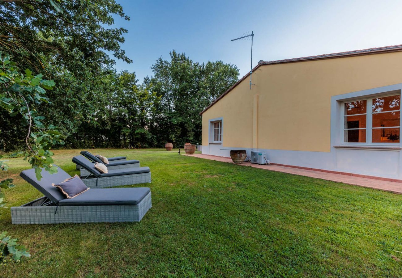 Villa in Lucca - Bassotta Cottage, a Charming Fairytale