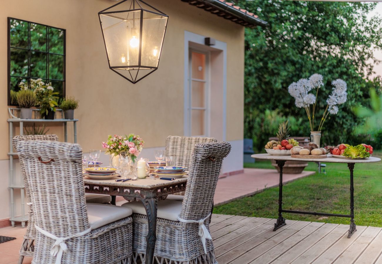 Villa in Lucca - Bassotta Cottage, a Charming Fairytale