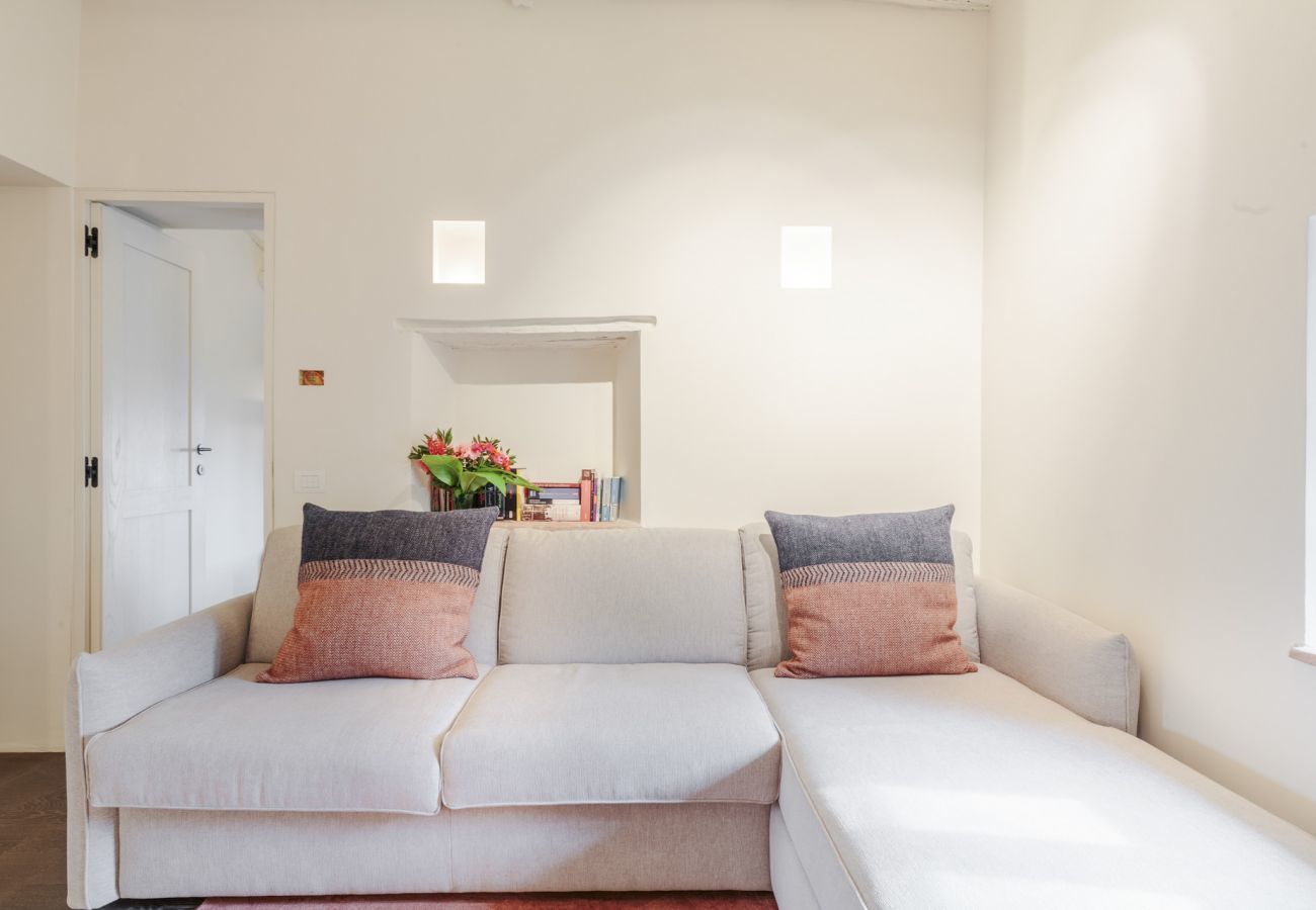 Villa in Lucca - Tramonto Farmhouse, Contemporary Tradition