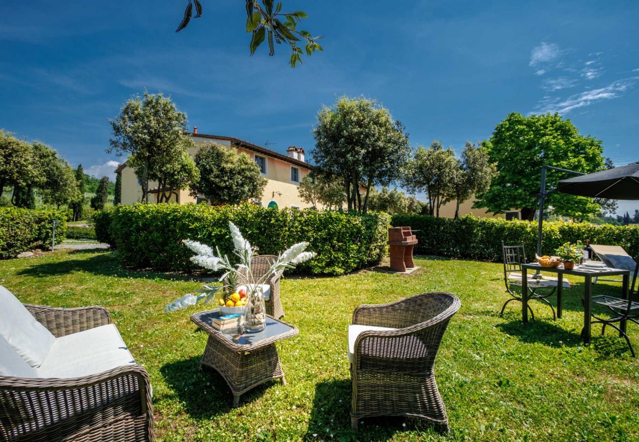 Apartment in Monte San quirico - Anna Farmhouse Apartment in Wine Resort in Lucca