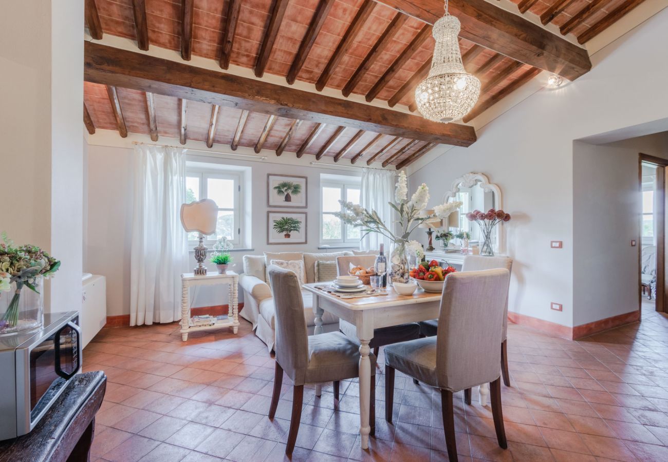 Apartment in Monte San quirico - Anna Farmhouse Apartment in Wine Resort in Lucca