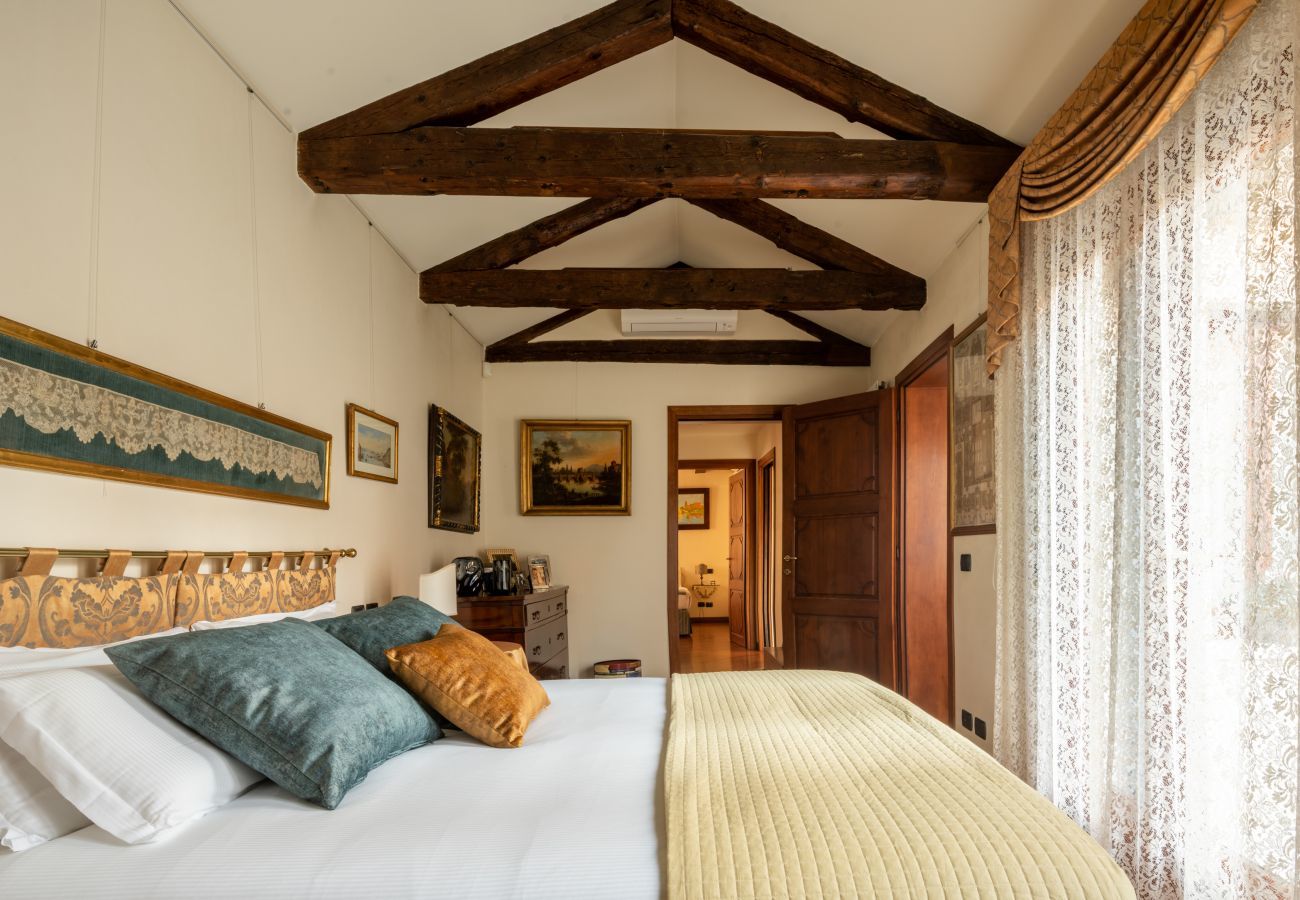 Apartment in Venice - Garden Mansion with Private Mooring R&R