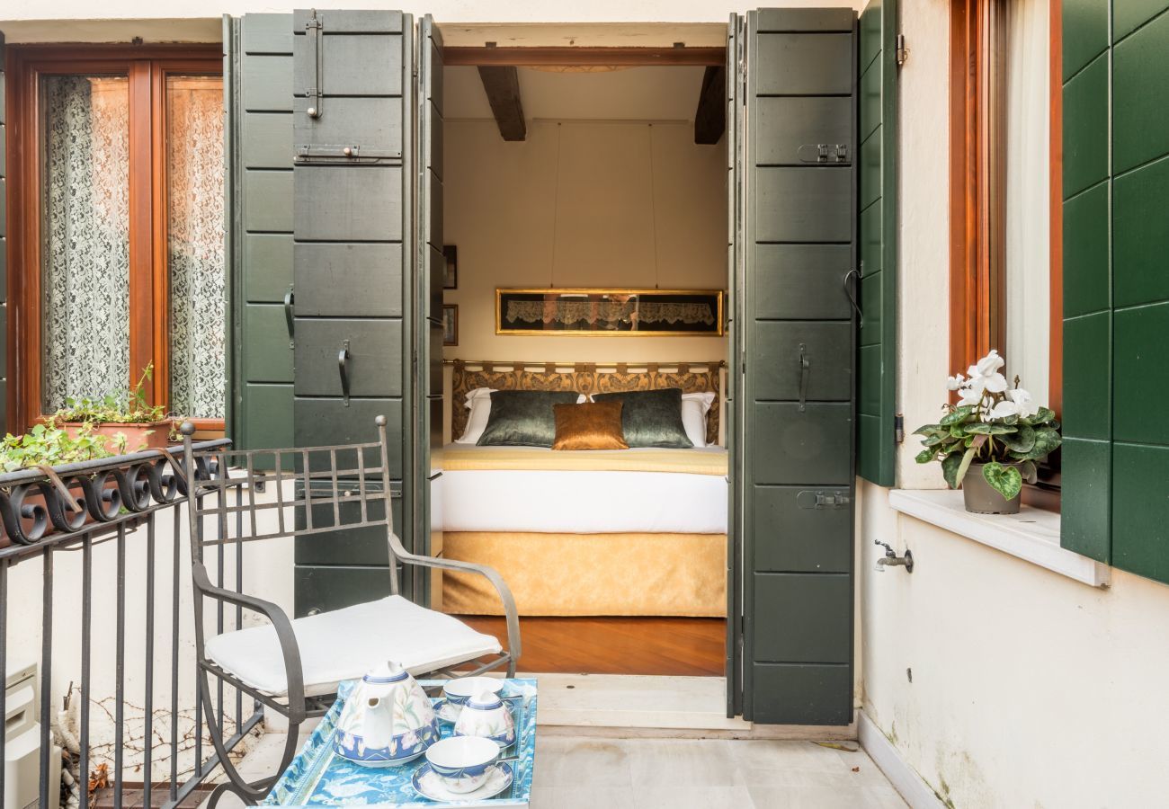 Apartment in Venice - Garden Mansion with Private Mooring R&R