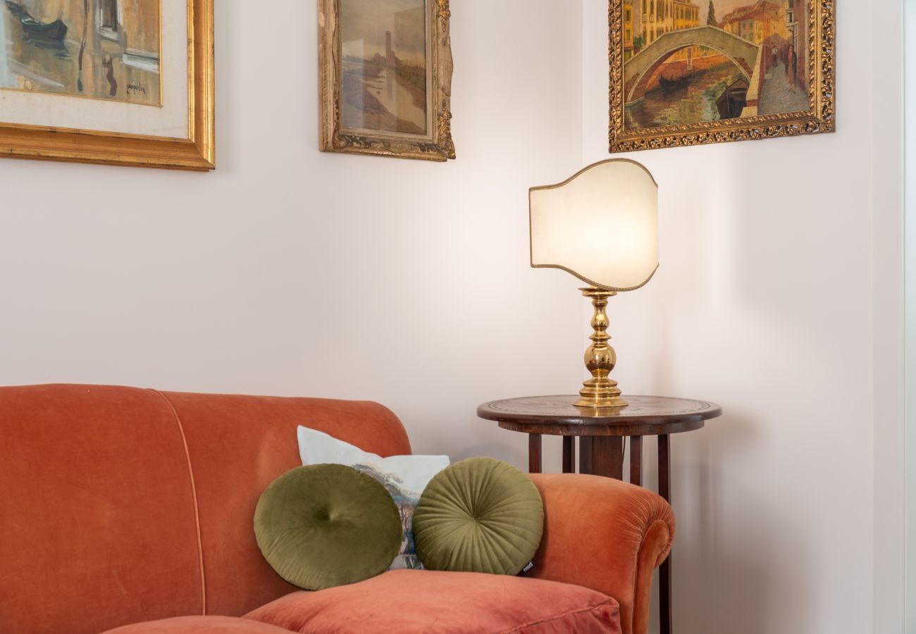 Apartment in Venice - Tiepolo Apartment in the Biennale District R&R