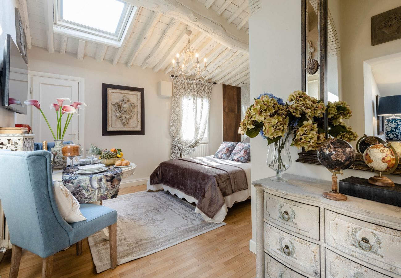 Apartment in Lucca - Moro Studio Suite