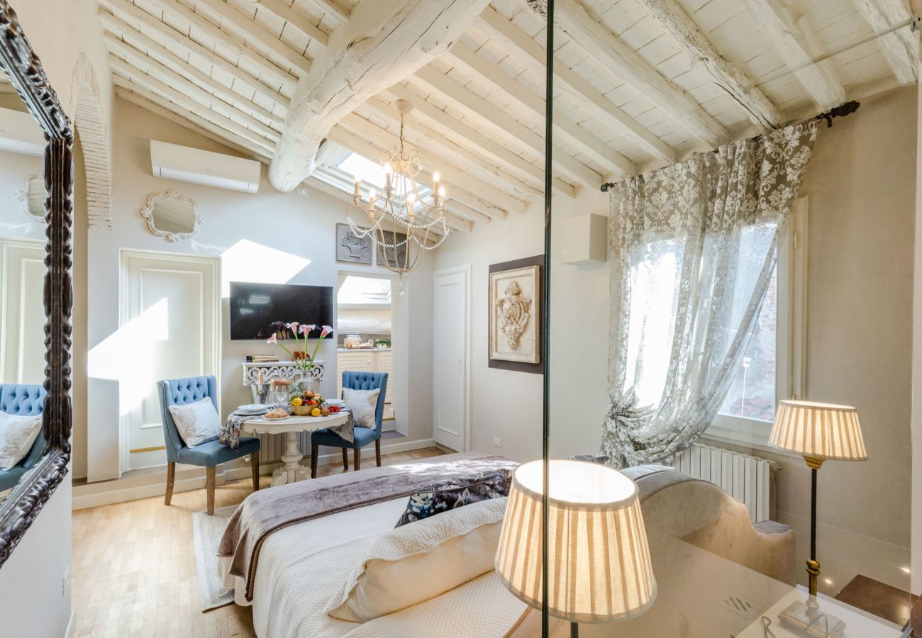 Apartment in Lucca - Moro Studio Suite