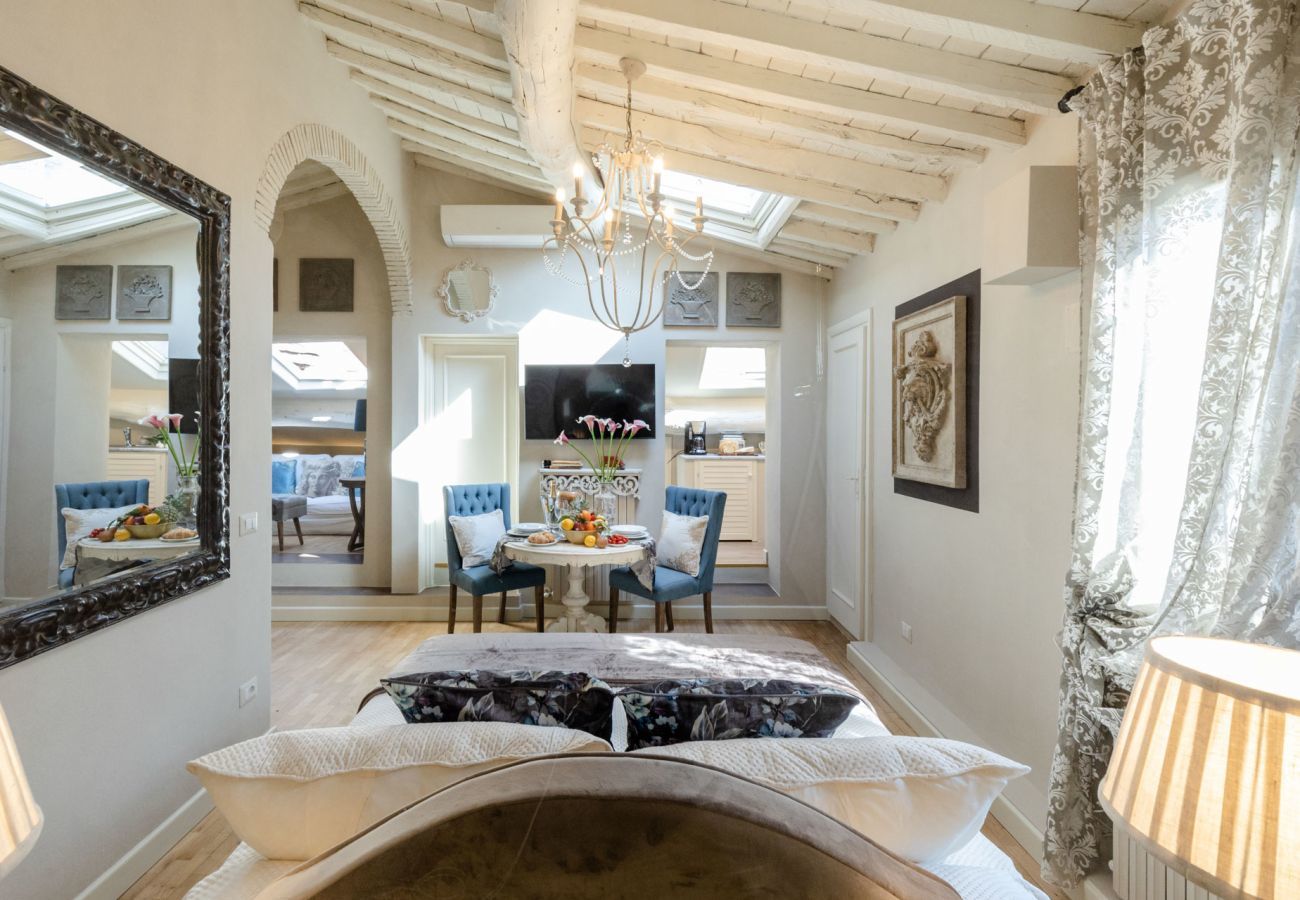 Apartment in Lucca - Moro Studio Suite
