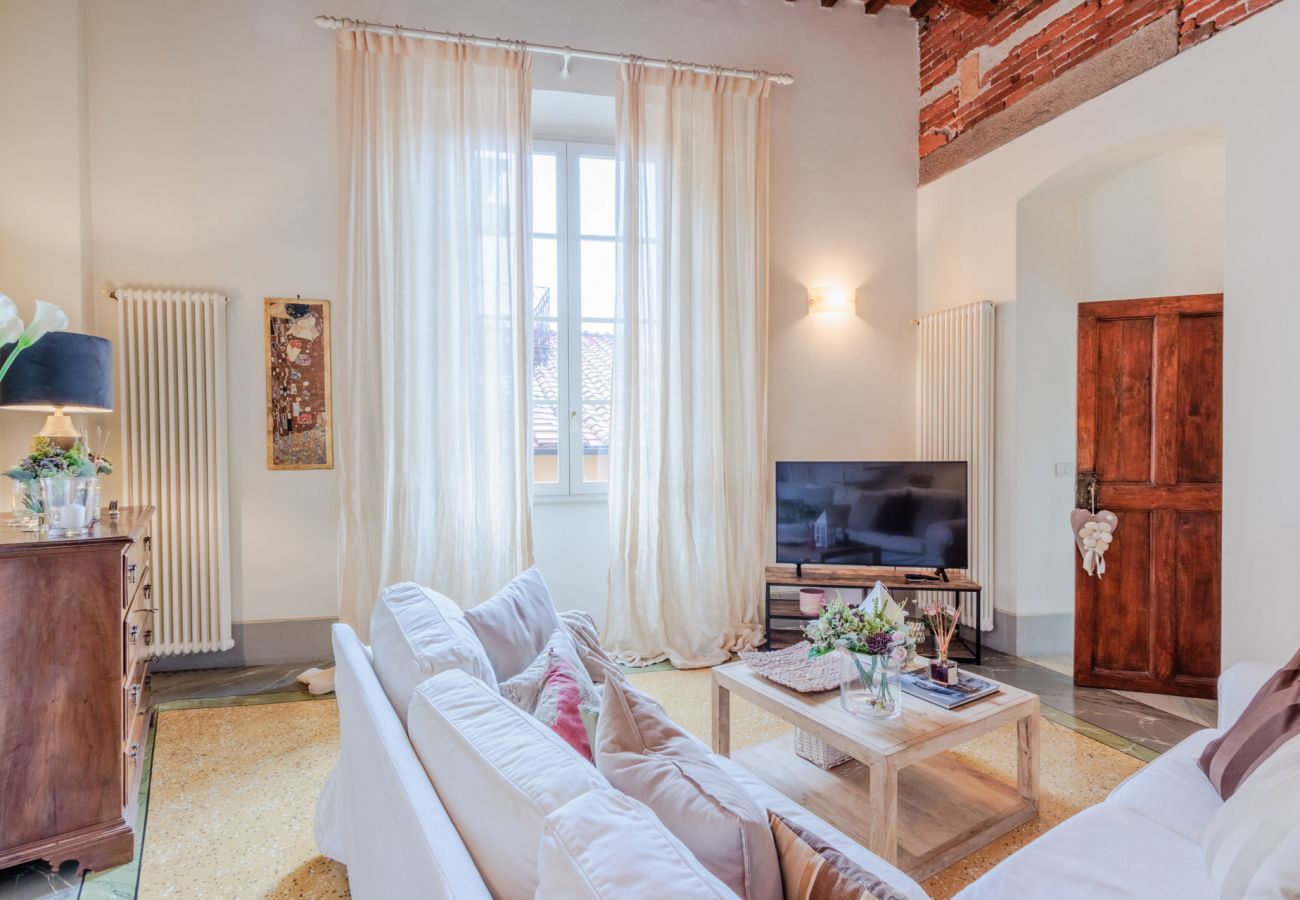 Apartment in Lucca - Casta Dama Apartment