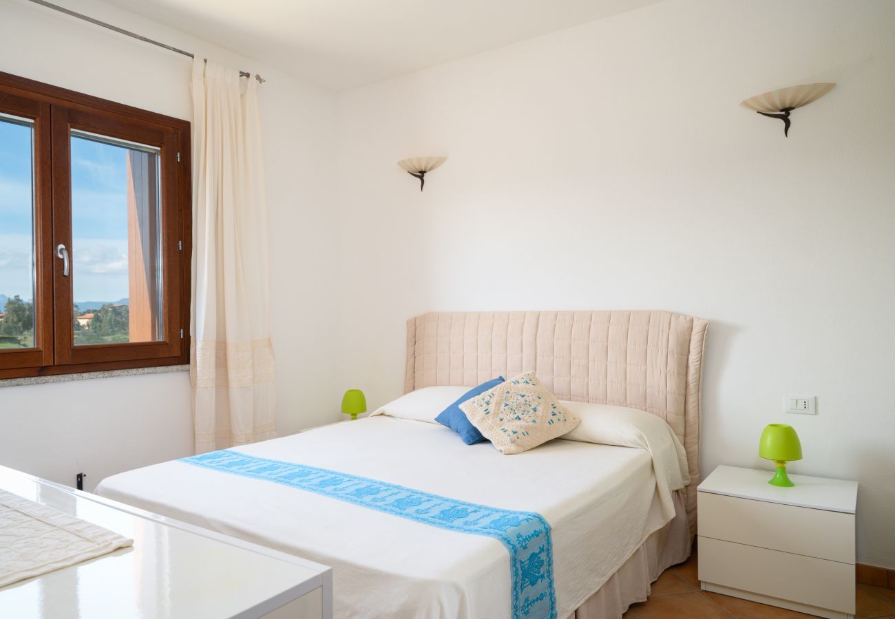 Apartment in Olbia - Myrsine 54 - flat overlooking Marina Maria and Tavolara