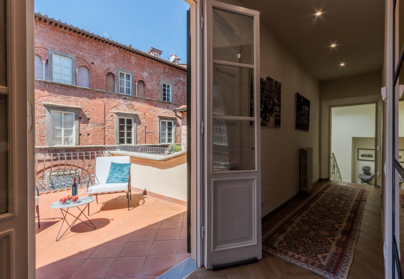 Apartment in Lucca - The Healing Garden