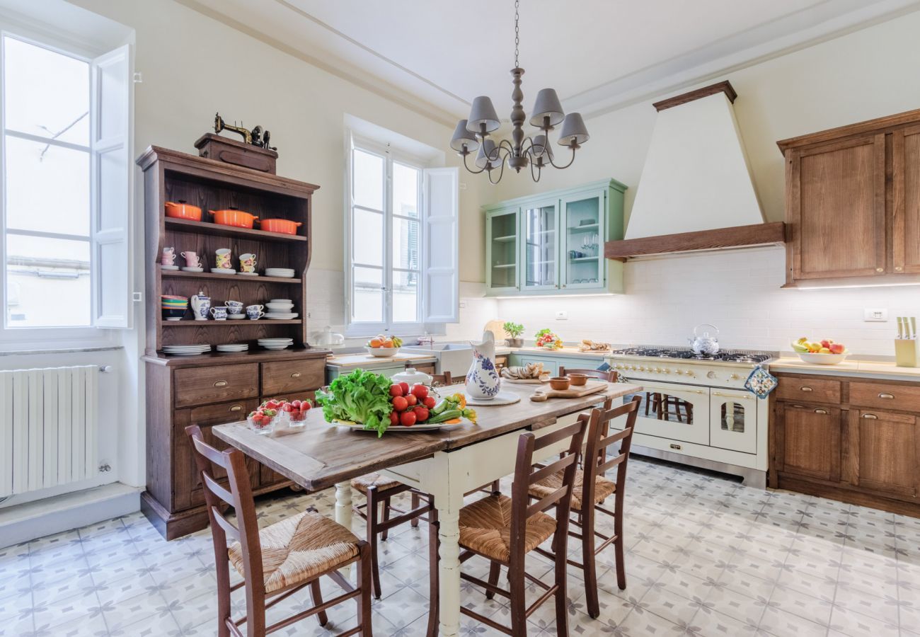Apartment in Lucca - The Healing Garden