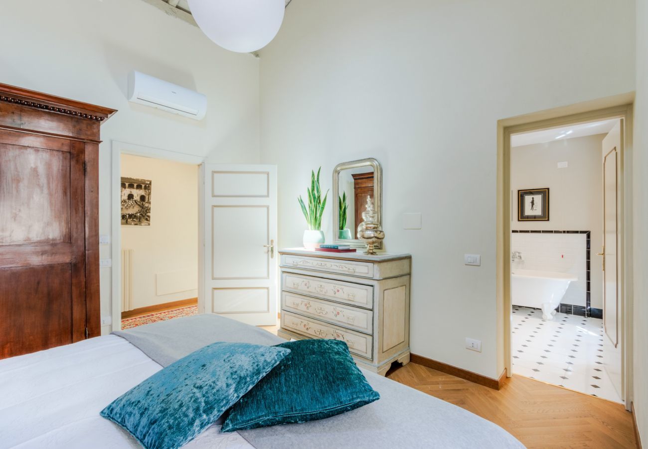 Apartment in Lucca - The Healing Garden