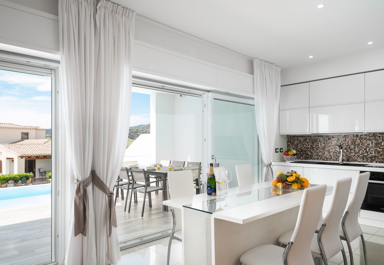 Villa in Budoni - Villa Square - modern holiday retreat with pool in Sardinia