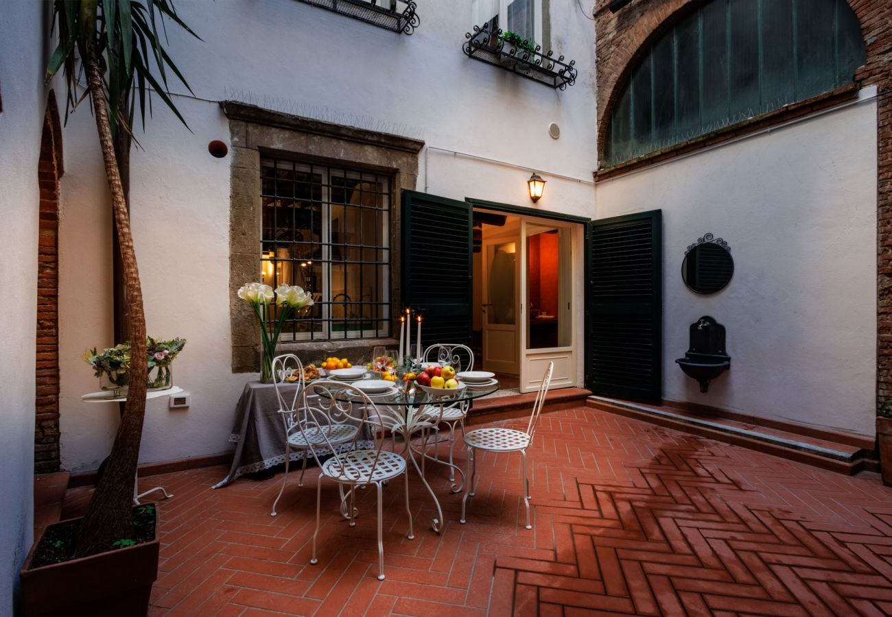Apartment in Lucca - Casa Al Dipinto