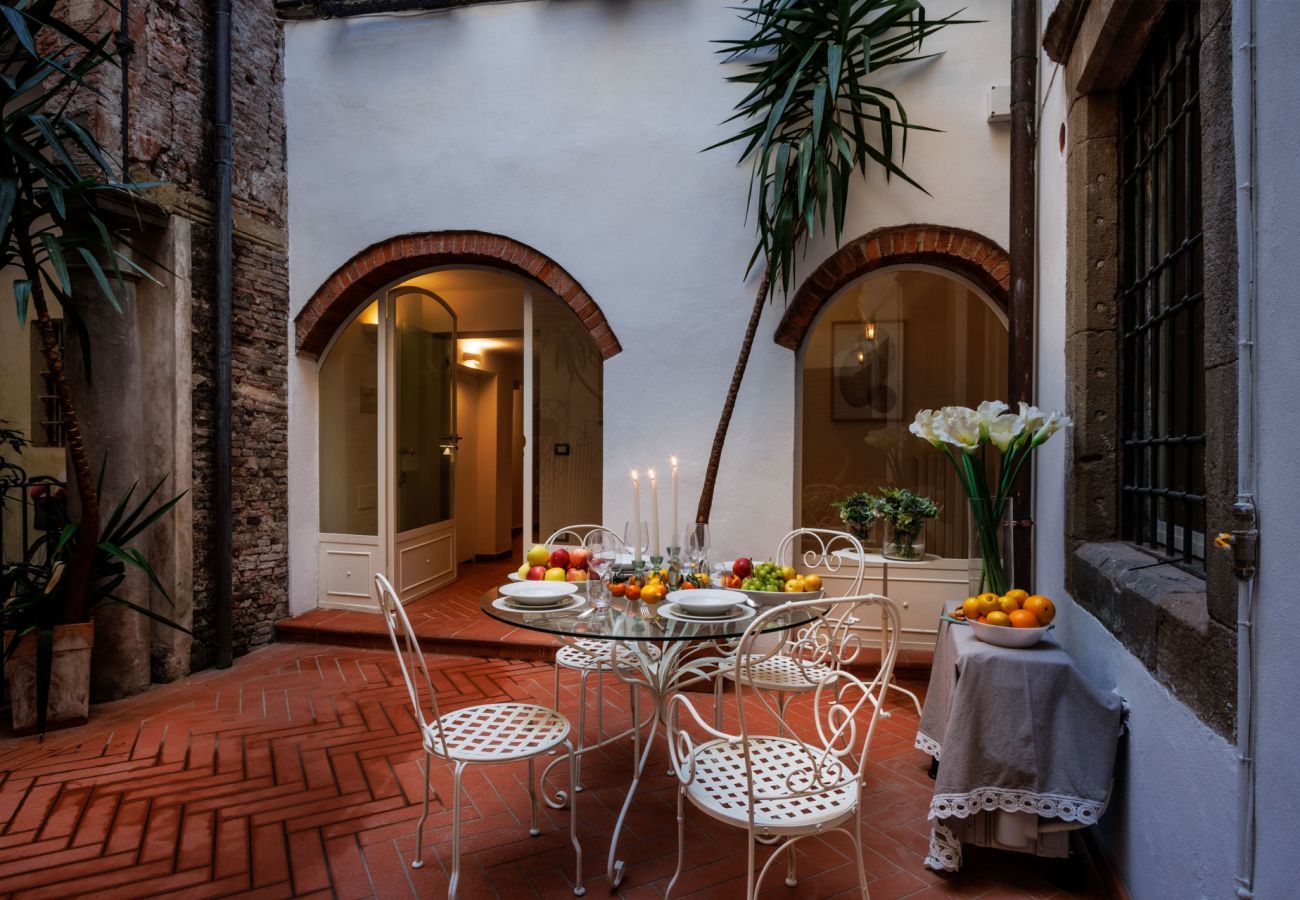 Apartment in Lucca - Casa Al Dipinto
