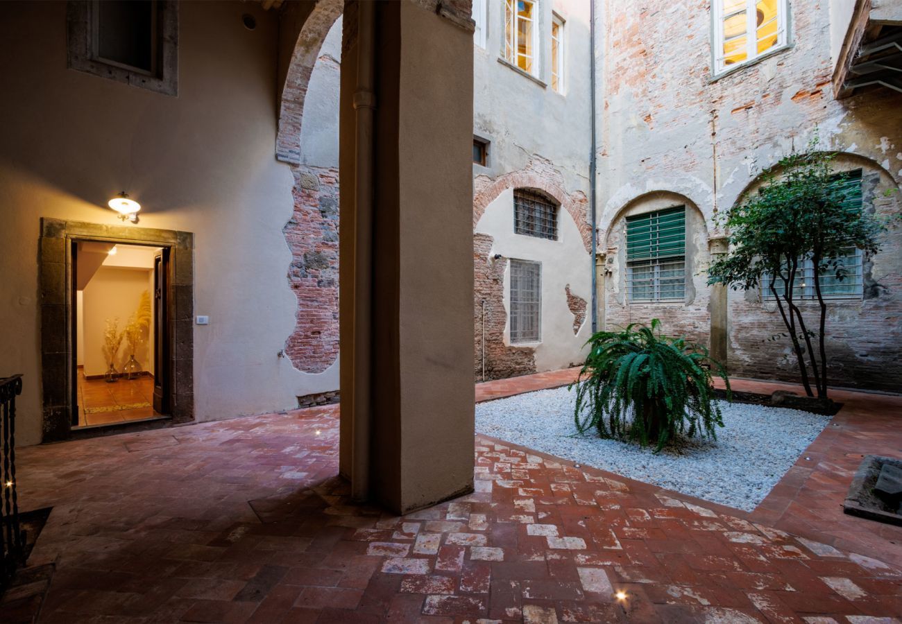 Apartment in Lucca - Casa Al Dipinto