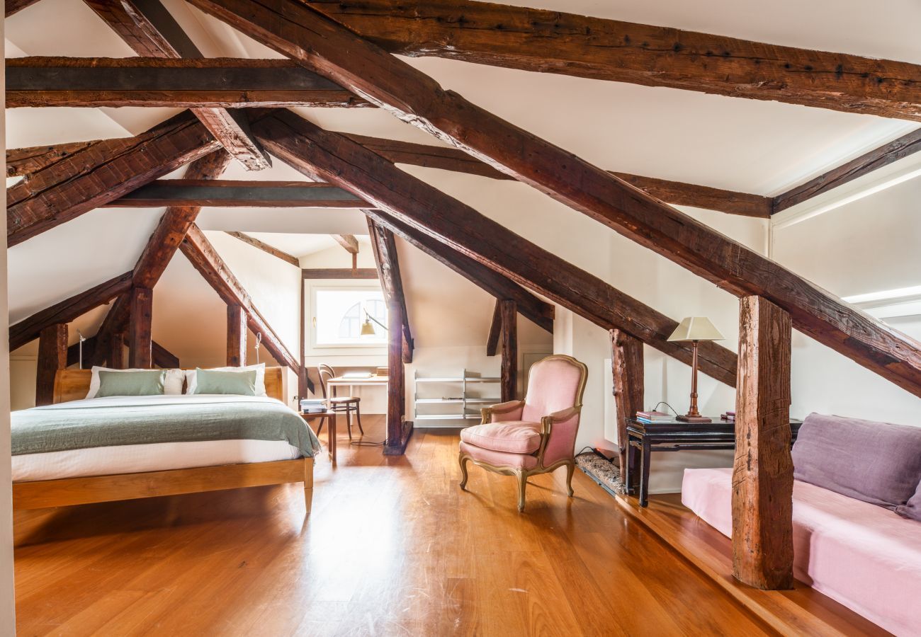Apartment in Venice - Santa Giustina Canal View R&R