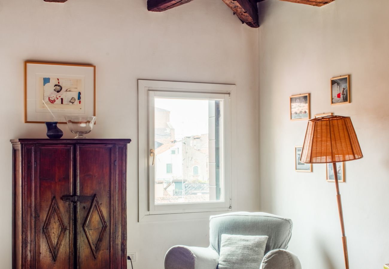 Apartment in Venice - Santa Giustina Canal View R&R