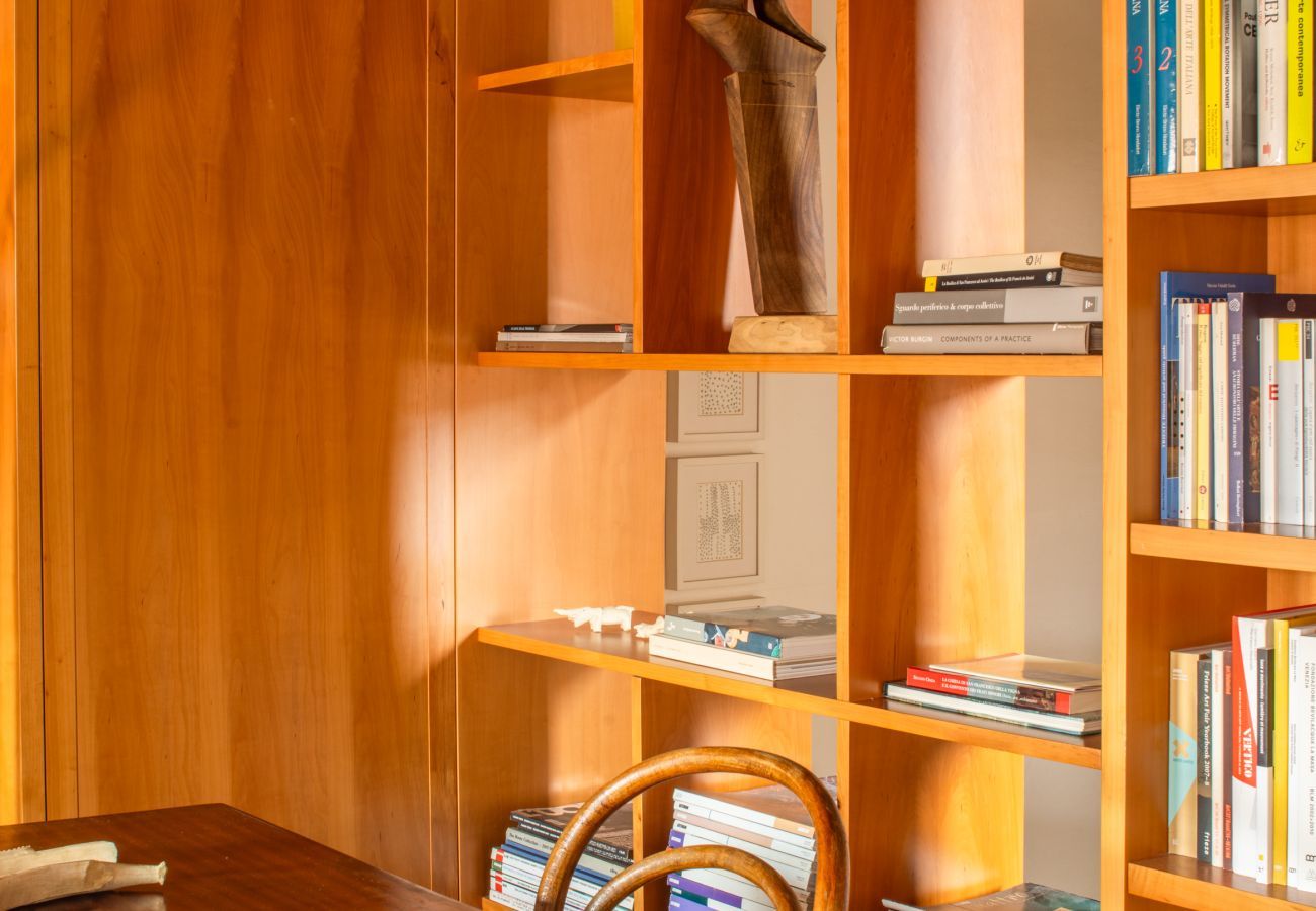Apartment in Venice - Santa Giustina Canal View R&R