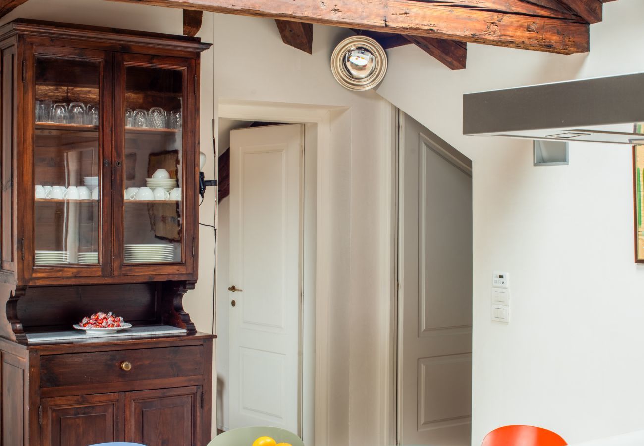 Apartment in Venice - Santa Giustina Canal View R&R