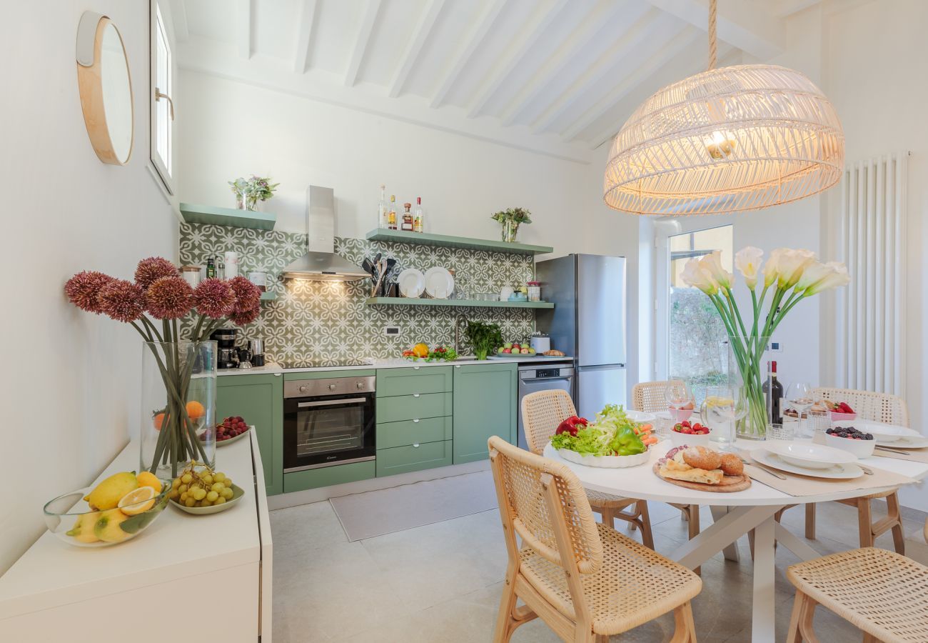 Apartment in Lucca - The City Oasis