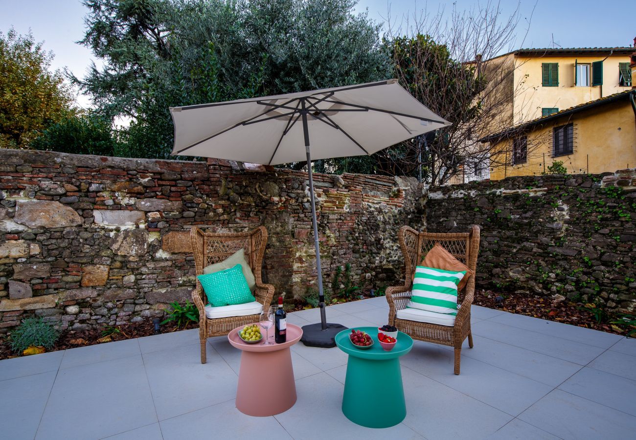 Apartment in Lucca - The City Oasis