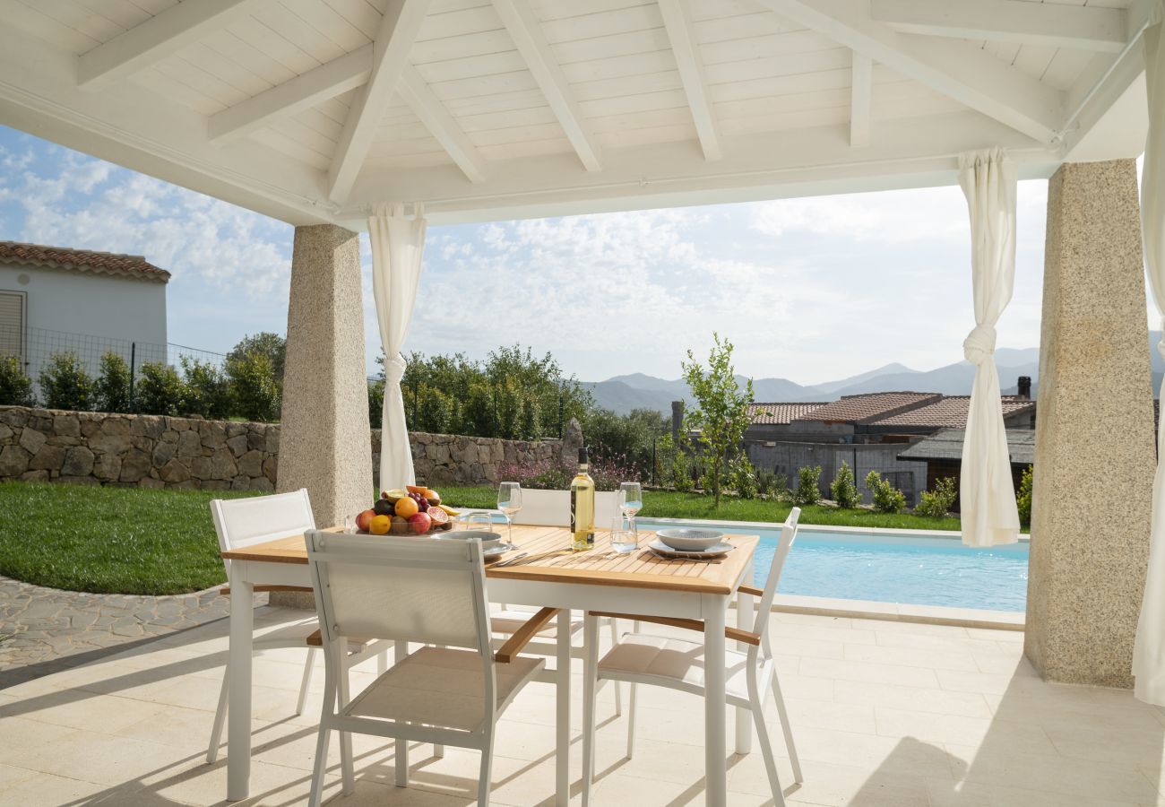 Villa in Budoni - Bellevue 36C by Klodge - stylish getaway villa with pool