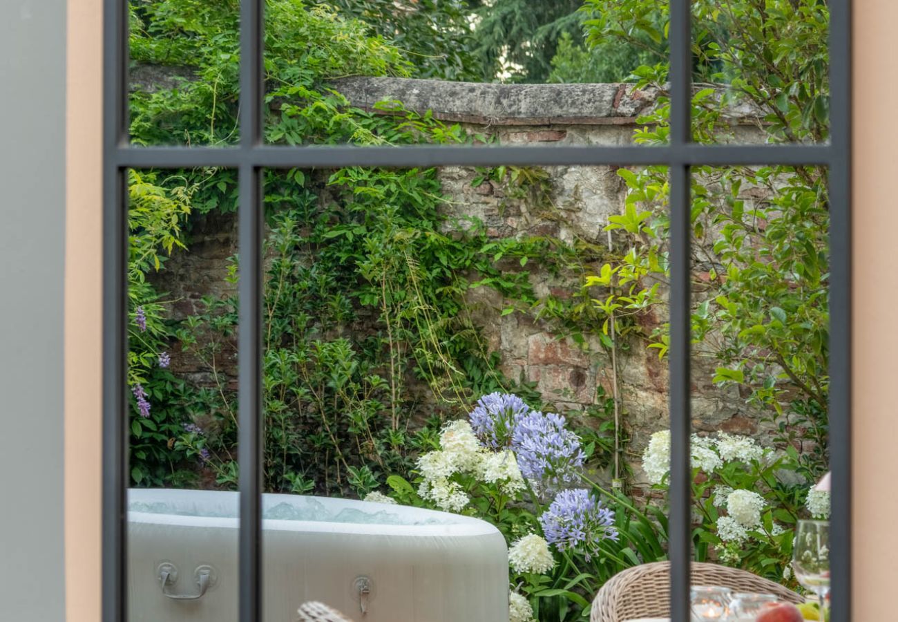 Apartment in Lucca - The Garden Lodge