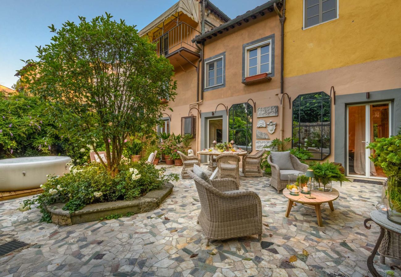 Apartment in Lucca - The Garden Lodge