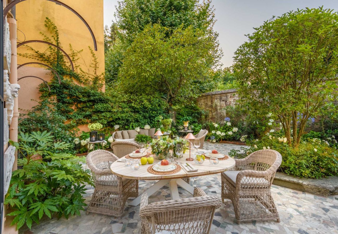 Apartment in Lucca - The Garden Lodge