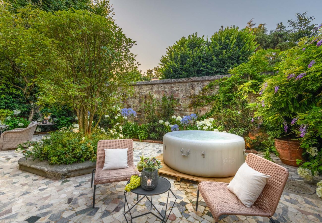 Apartment in Lucca - The Garden Lodge