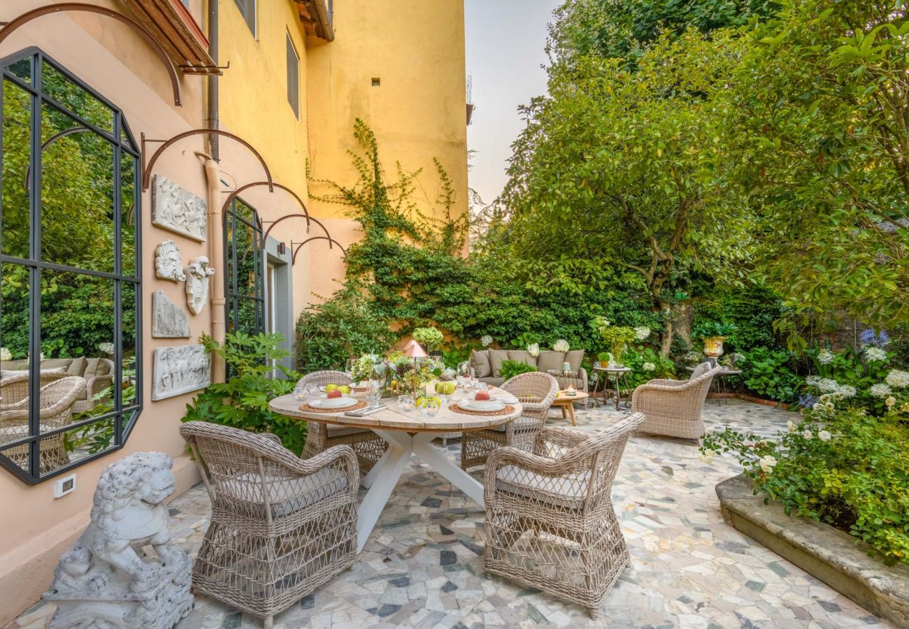 Apartment in Lucca - The Garden Lodge