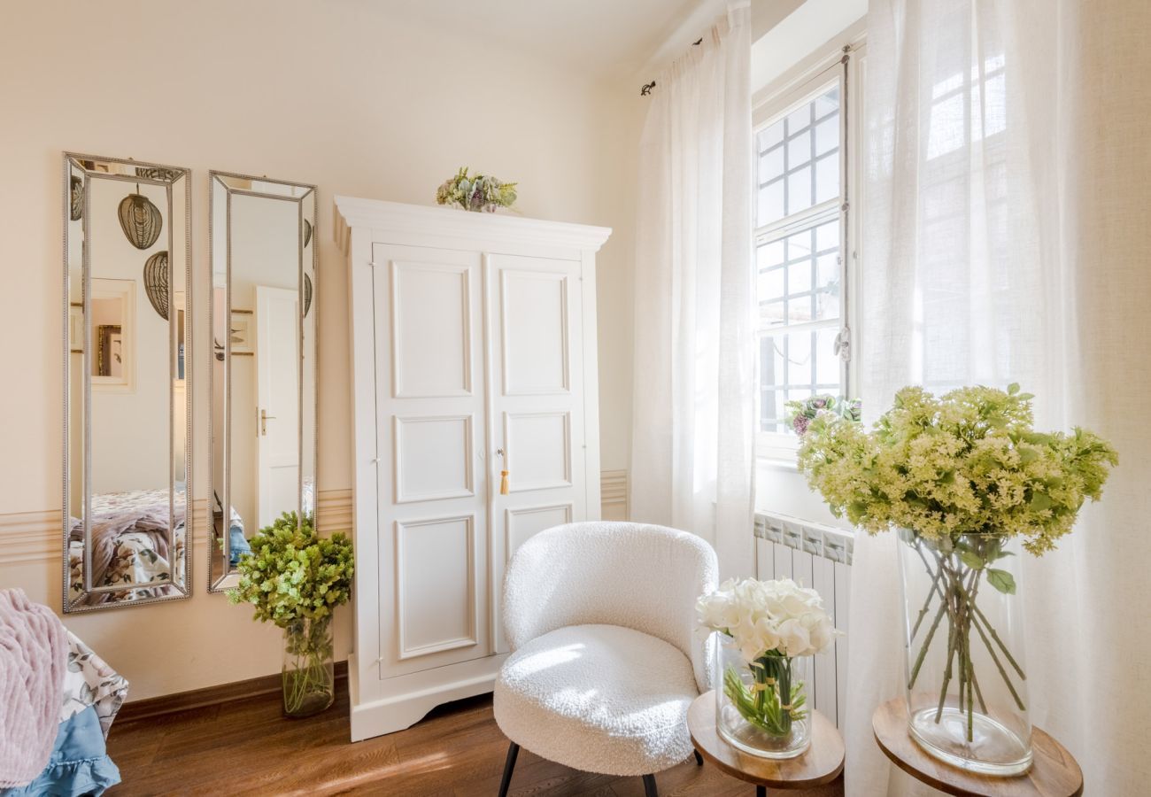 Apartment in Lucca - ClockTower Penthouse