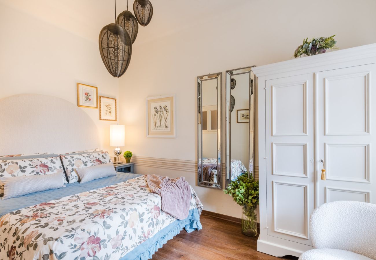 Apartment in Lucca - ClockTower Penthouse