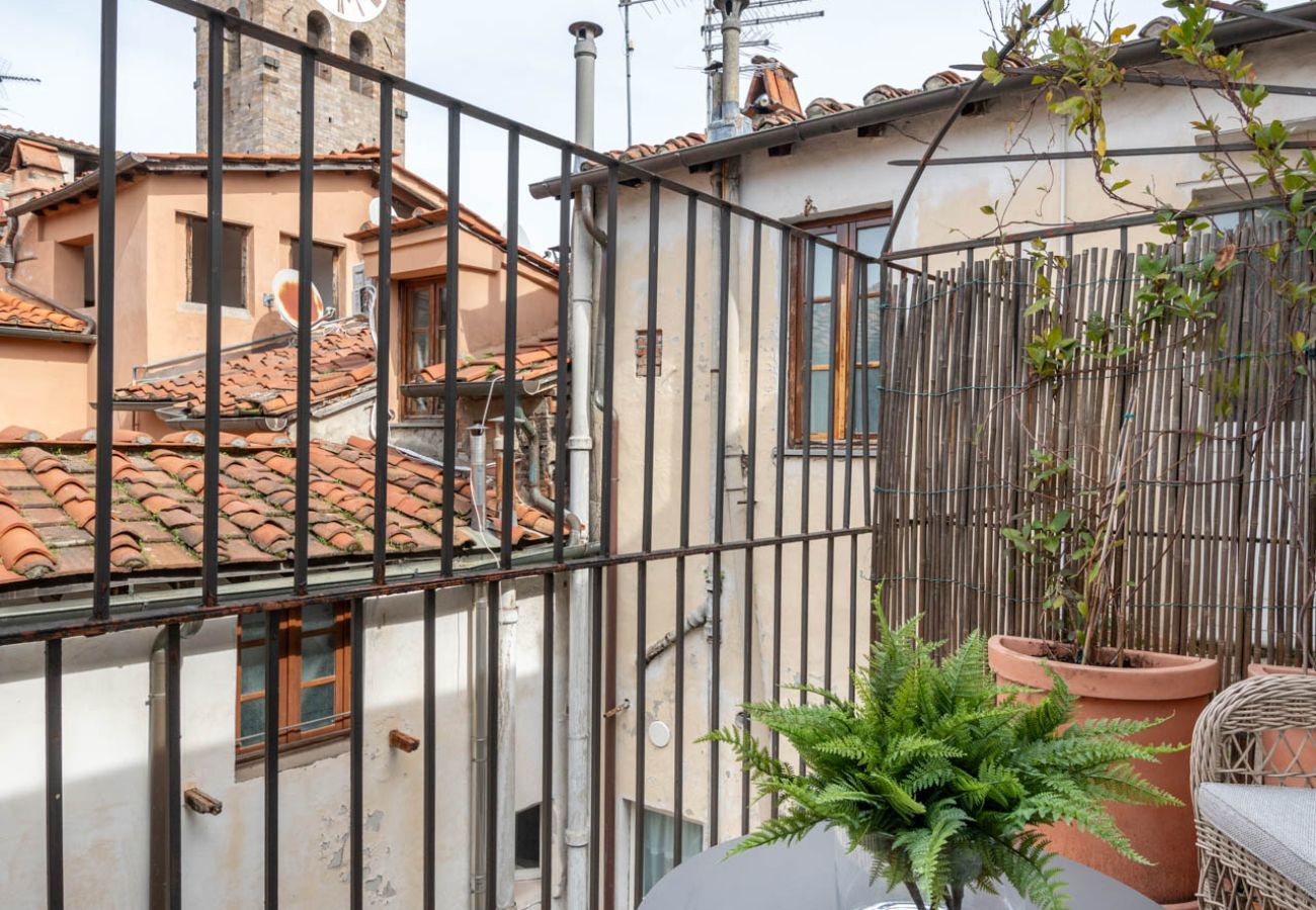 Apartment in Lucca - ClockTower Penthouse
