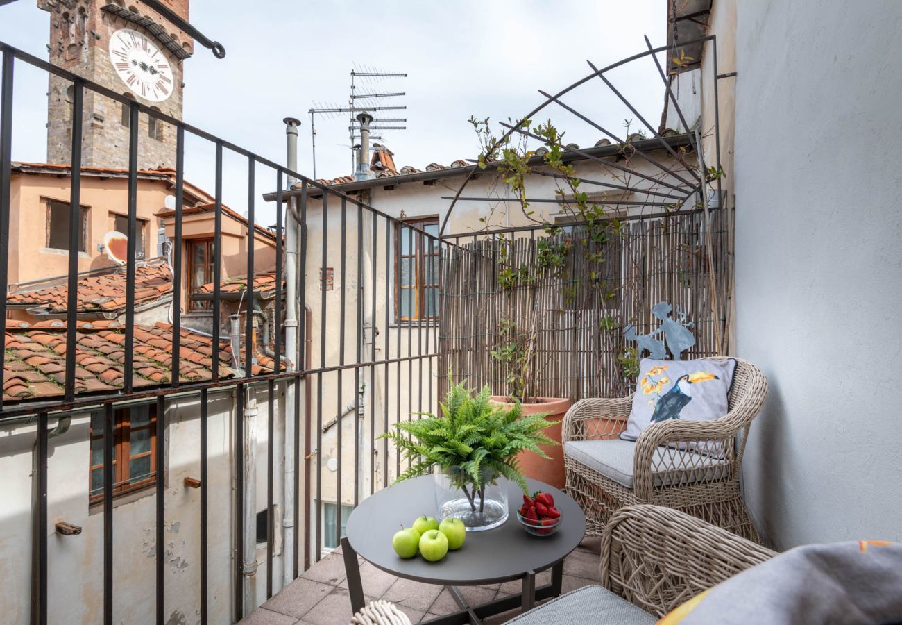 Apartment in Lucca - ClockTower Penthouse