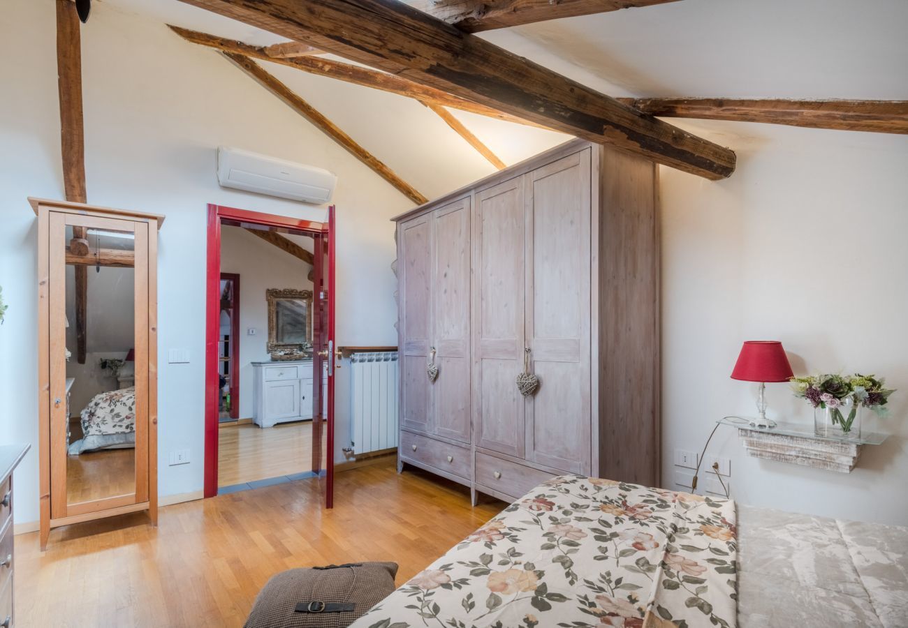 Apartment in Lucca - The Rooftop Penthouse