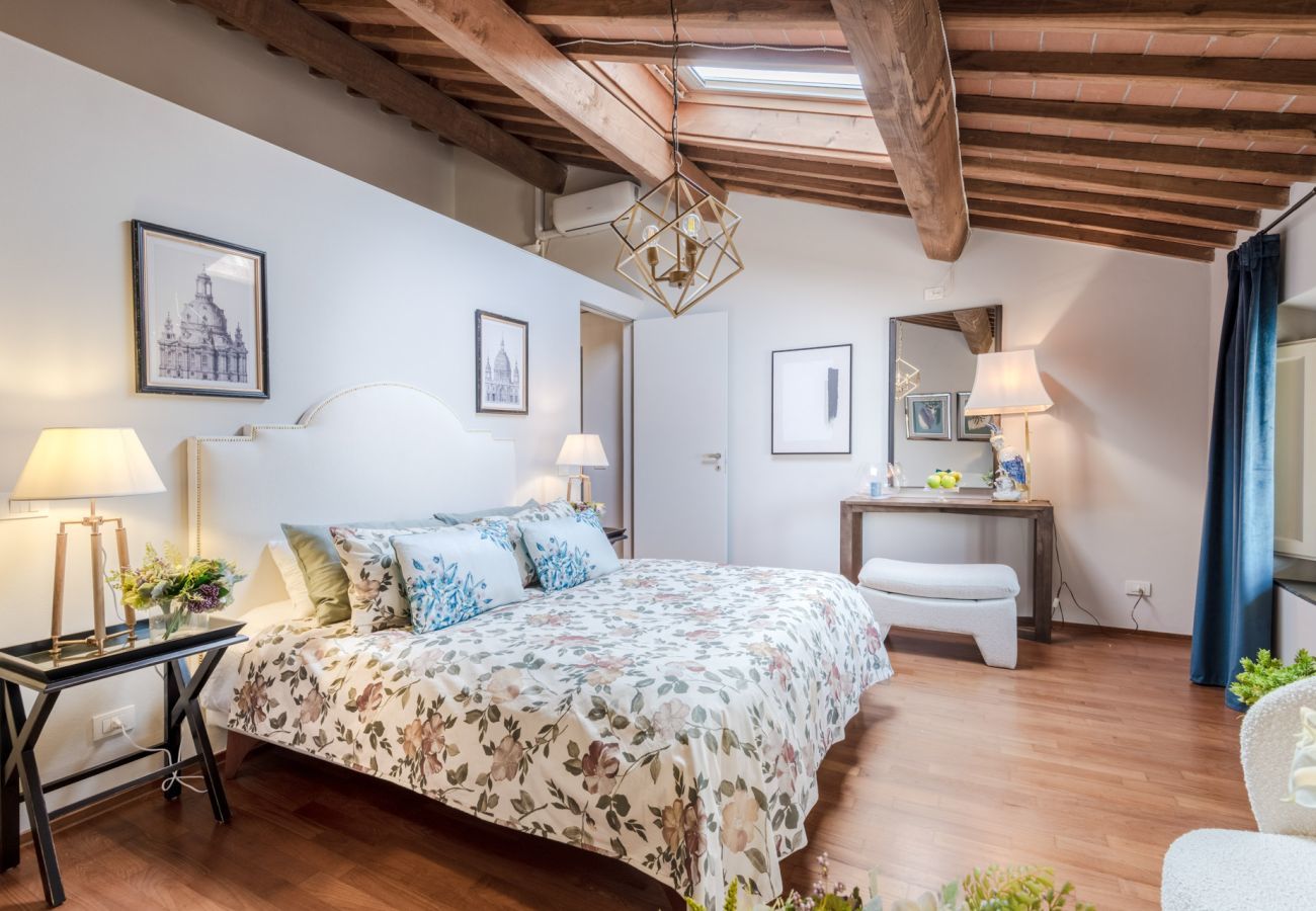 Apartment in Lucca - De Nobili Penthouse