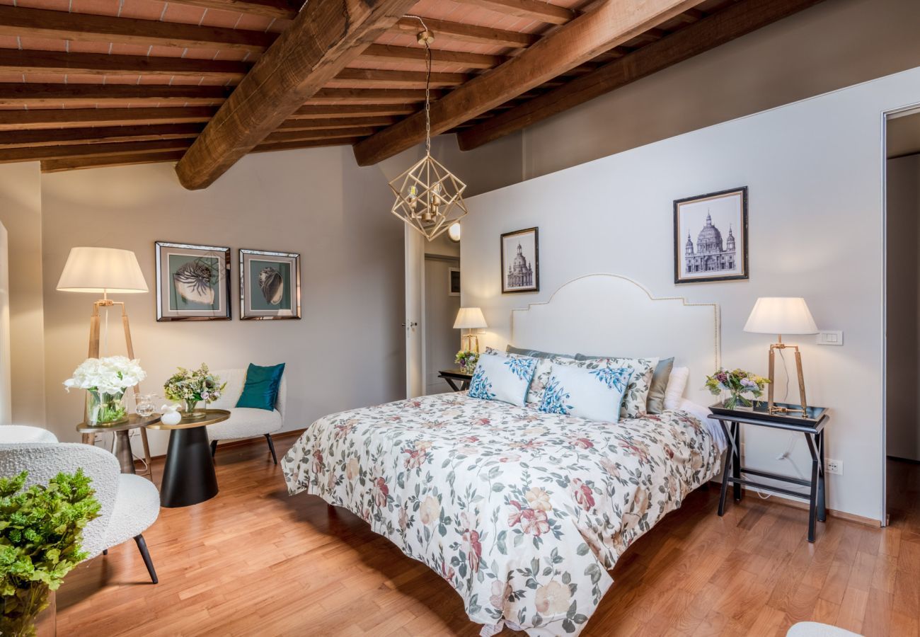 Apartment in Lucca - De Nobili Penthouse