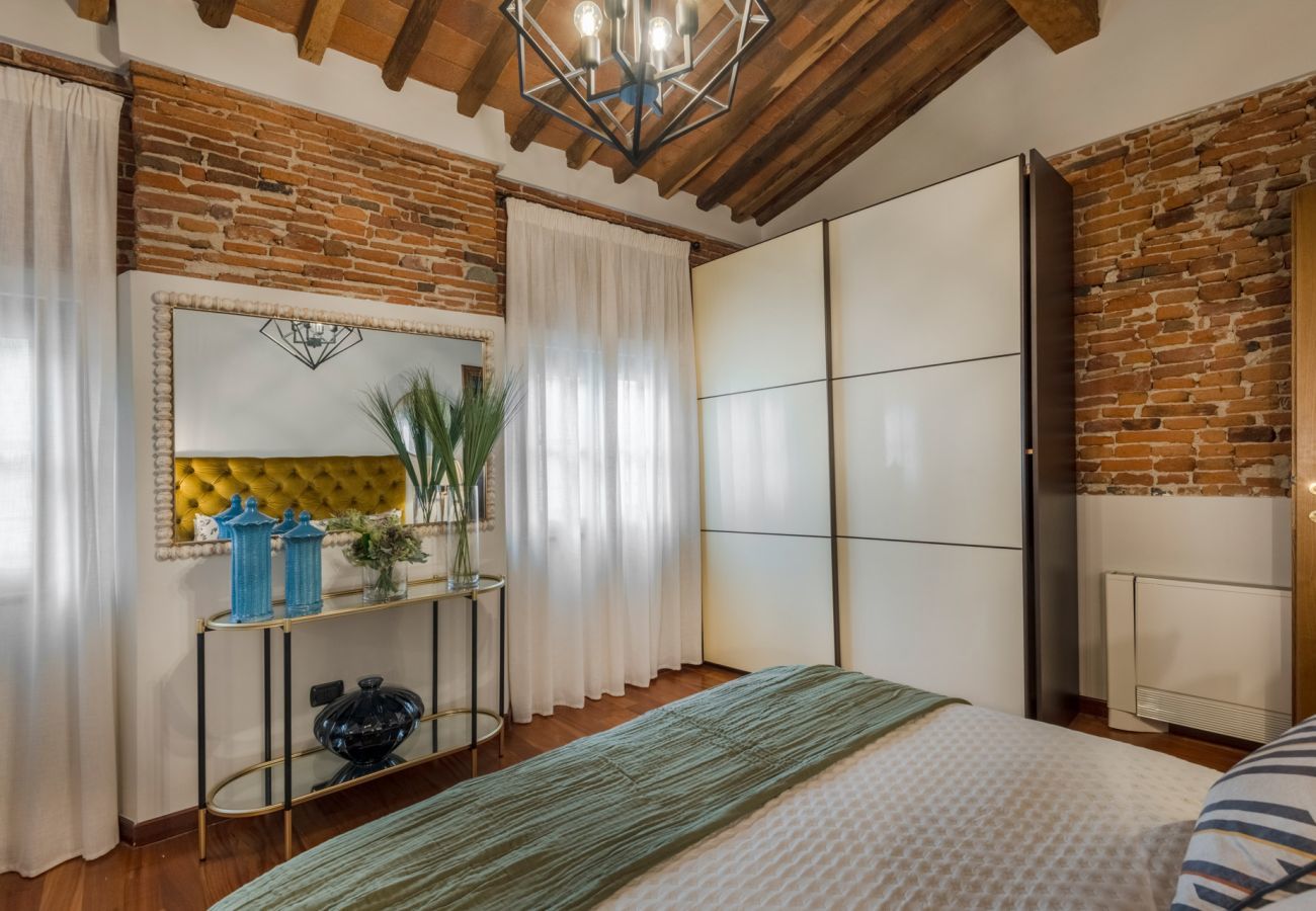 Apartment in Lucca - La Dorina Penthouse