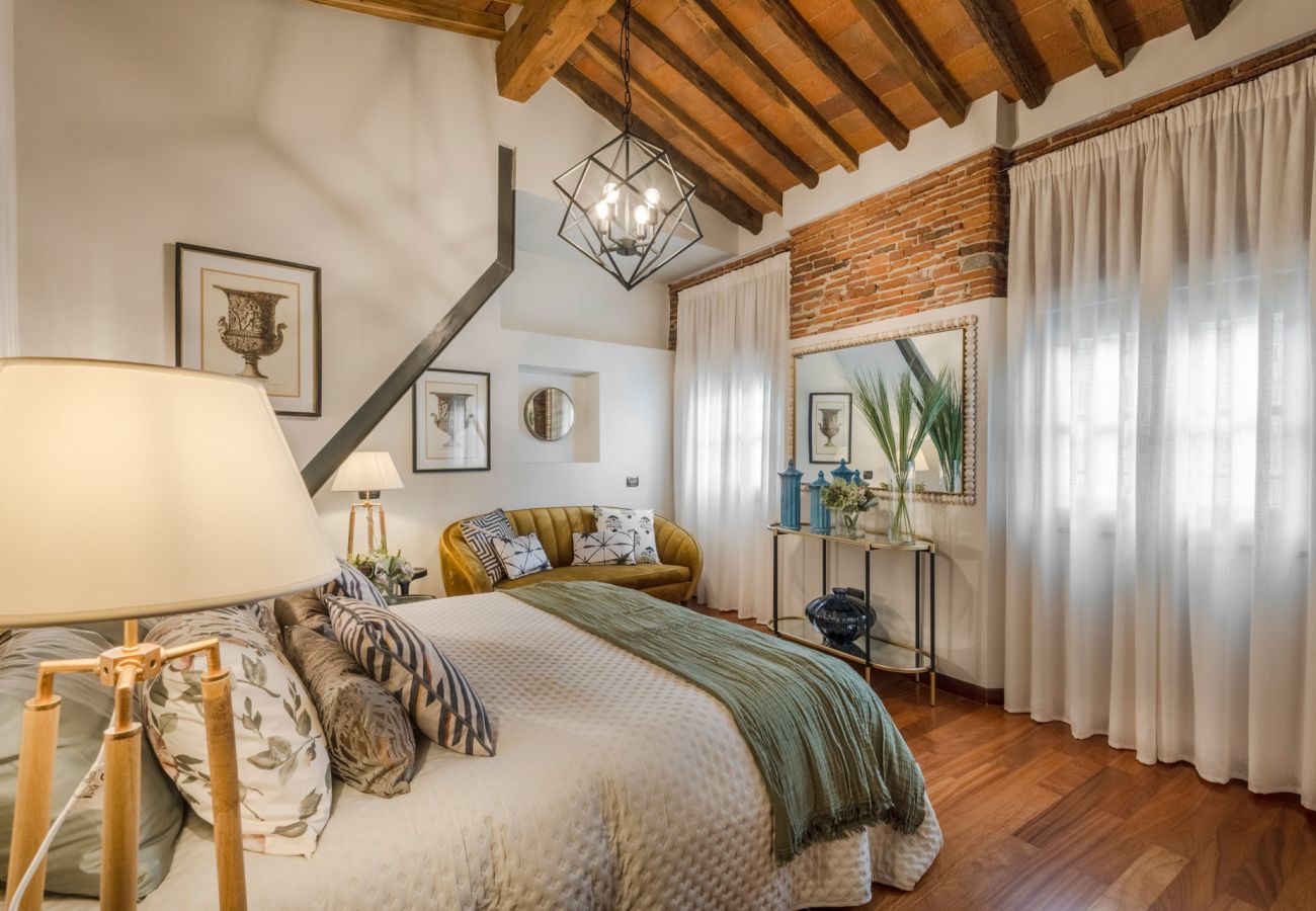 Apartment in Lucca - La Dorina Penthouse
