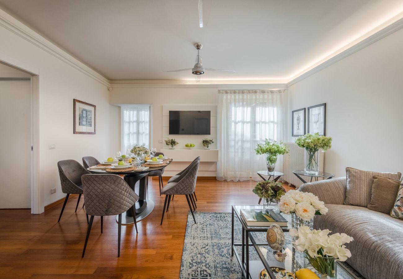 Apartment in Lucca - The Terrace Retreat