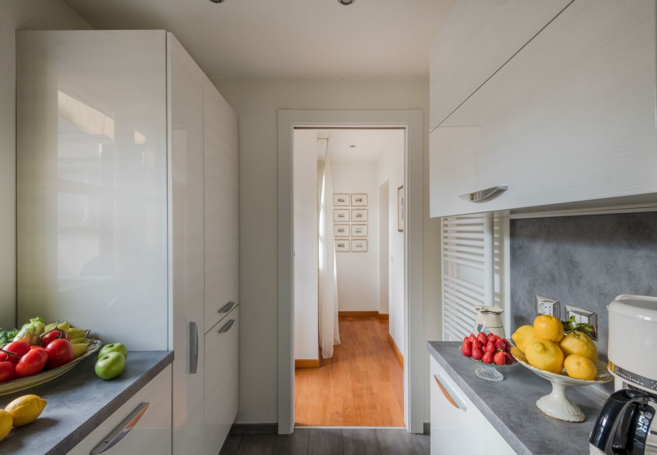 Apartment in Lucca - The Terrace Retreat