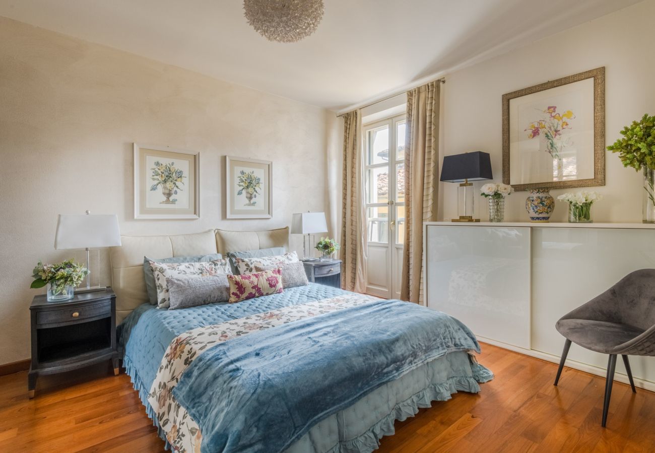 Apartment in Lucca - The Terrace Retreat