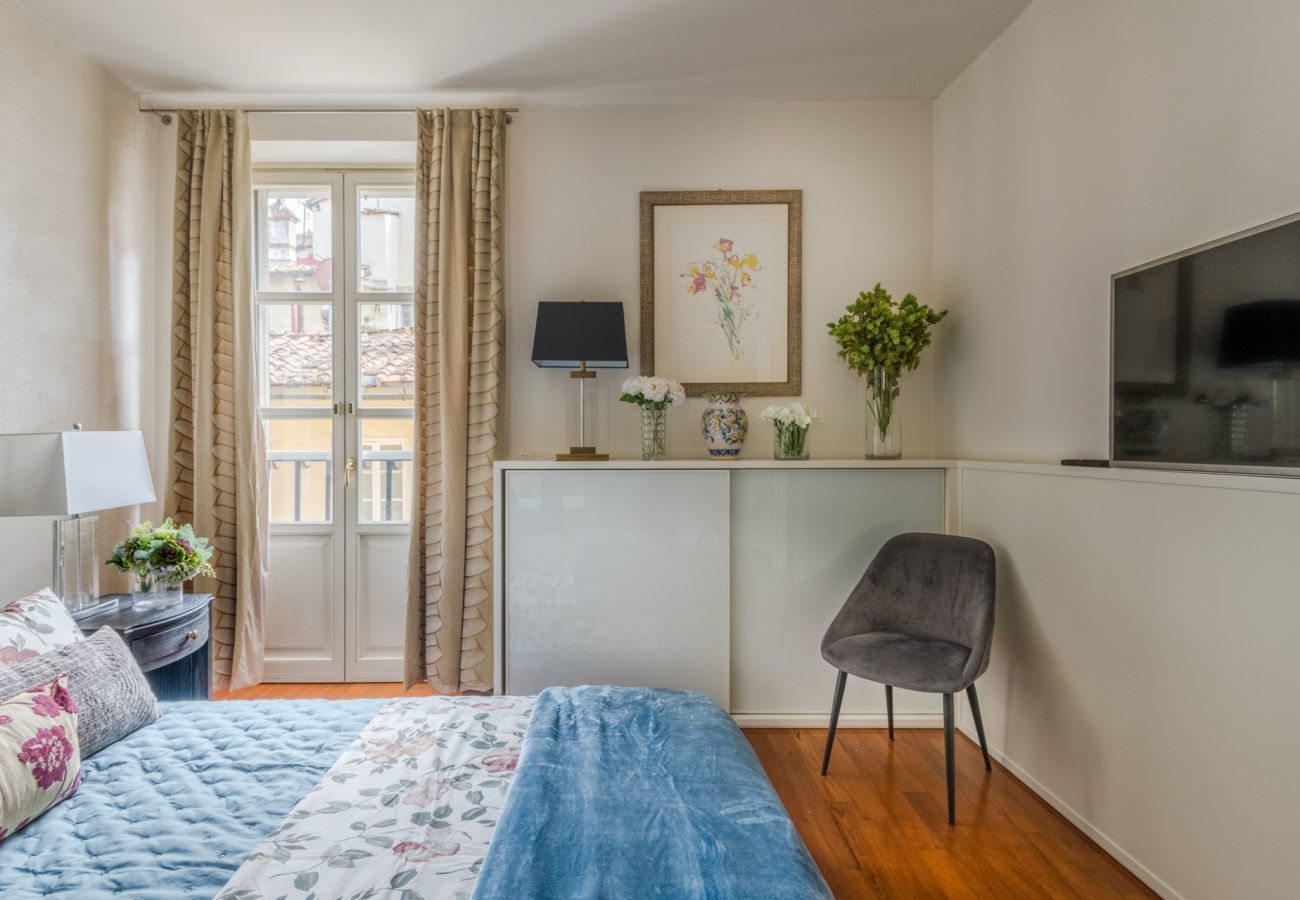 Apartment in Lucca - The Terrace Retreat