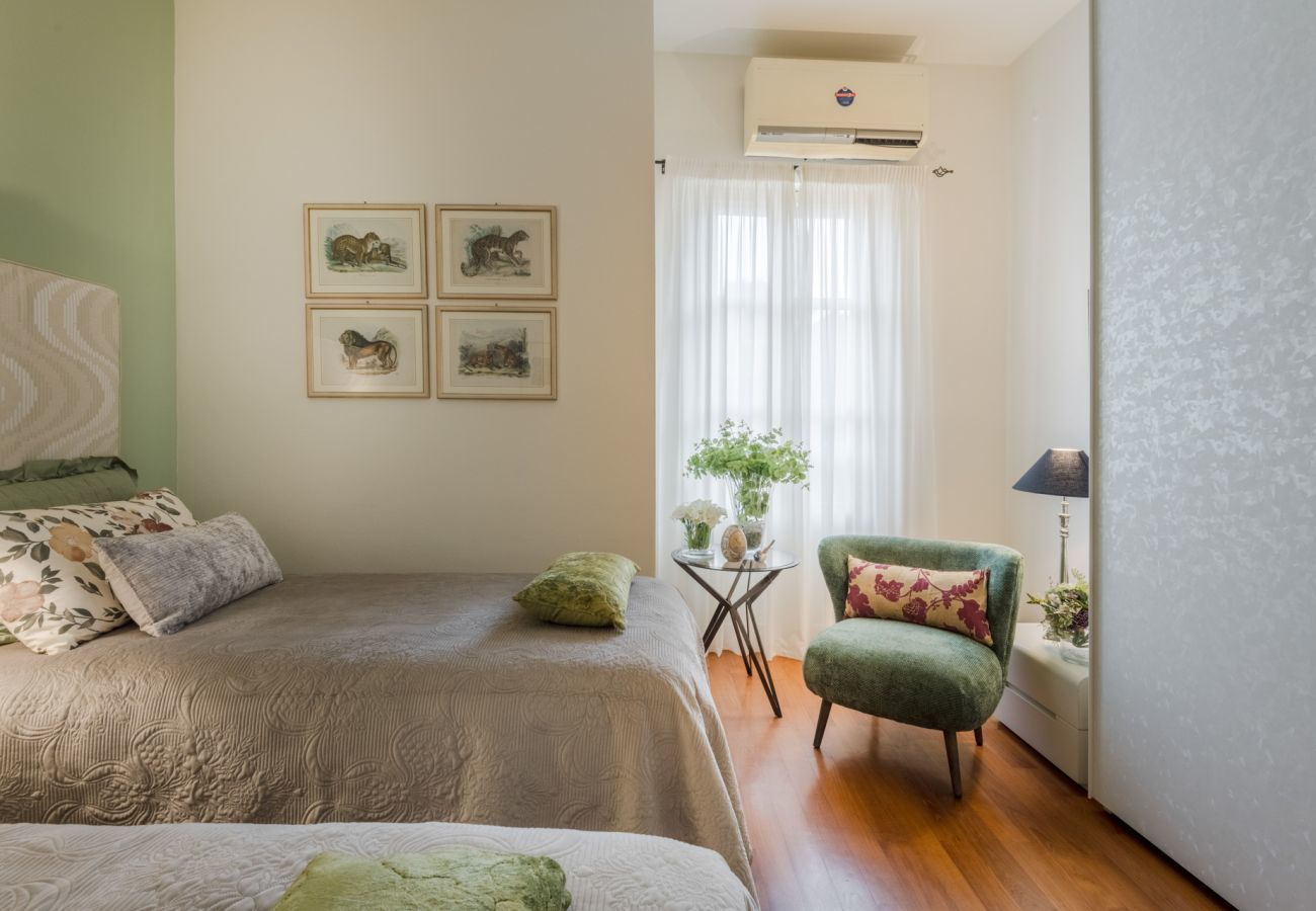 Apartment in Lucca - The Terrace Retreat