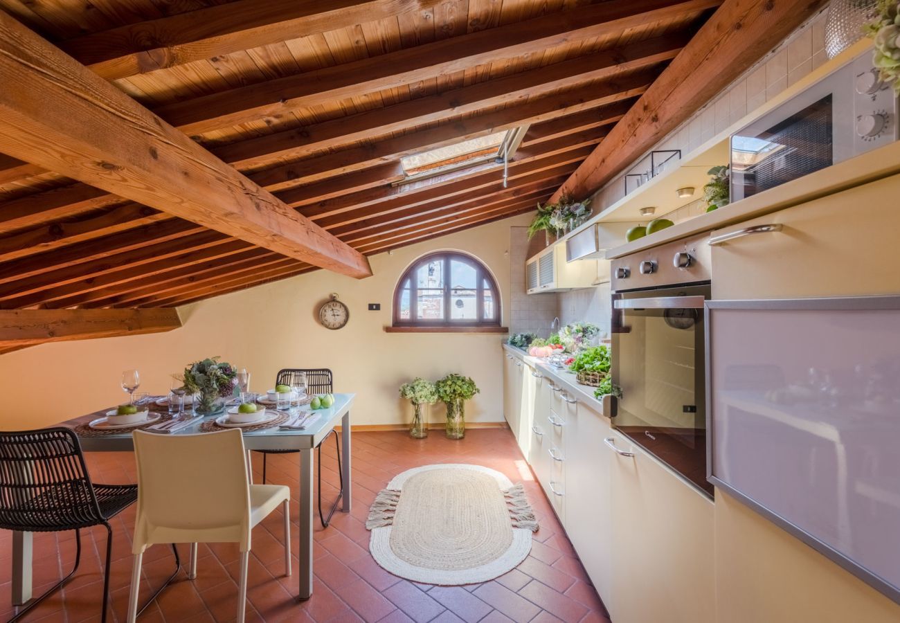 Apartment in Lucca - Horizon Vista Penthouse